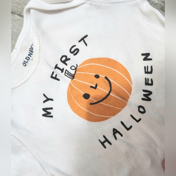 3pc Halloween Set 18M Gender Neutral,  great cond. - Picture 7 of 7